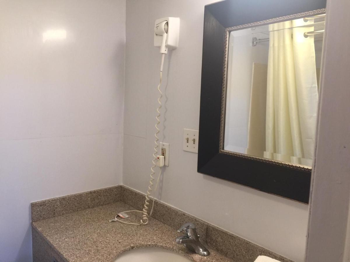 Econo Lodge Inn & Suites Lake Harmony - Pocono Mountains Area White Haven Dış mekan fotoğraf