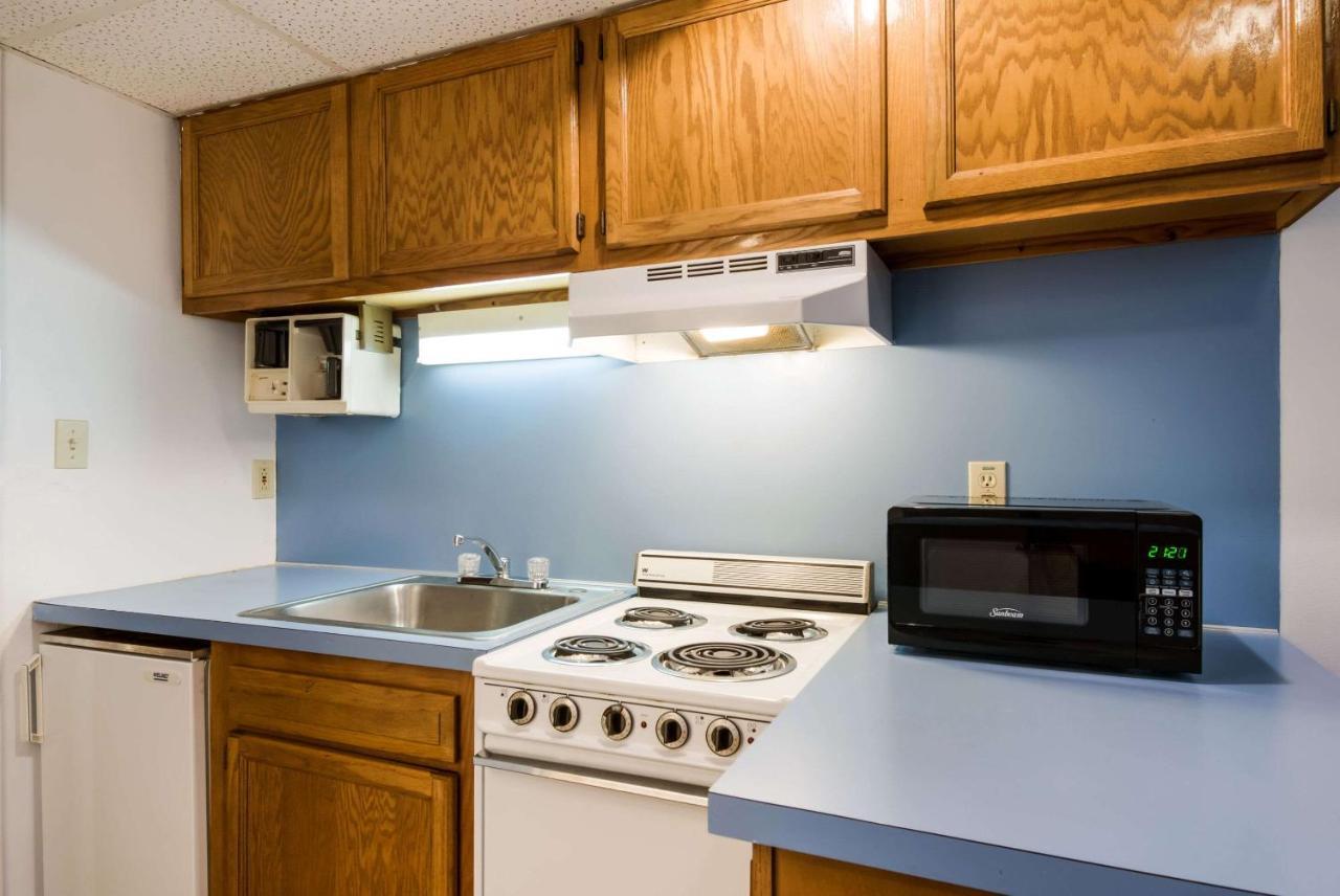 Econo Lodge Inn & Suites Lake Harmony - Pocono Mountains Area White Haven Dış mekan fotoğraf